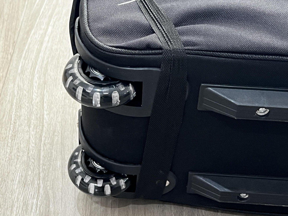 Virtue Economy 3 Ball Tote - Lighting With Shoe Bag