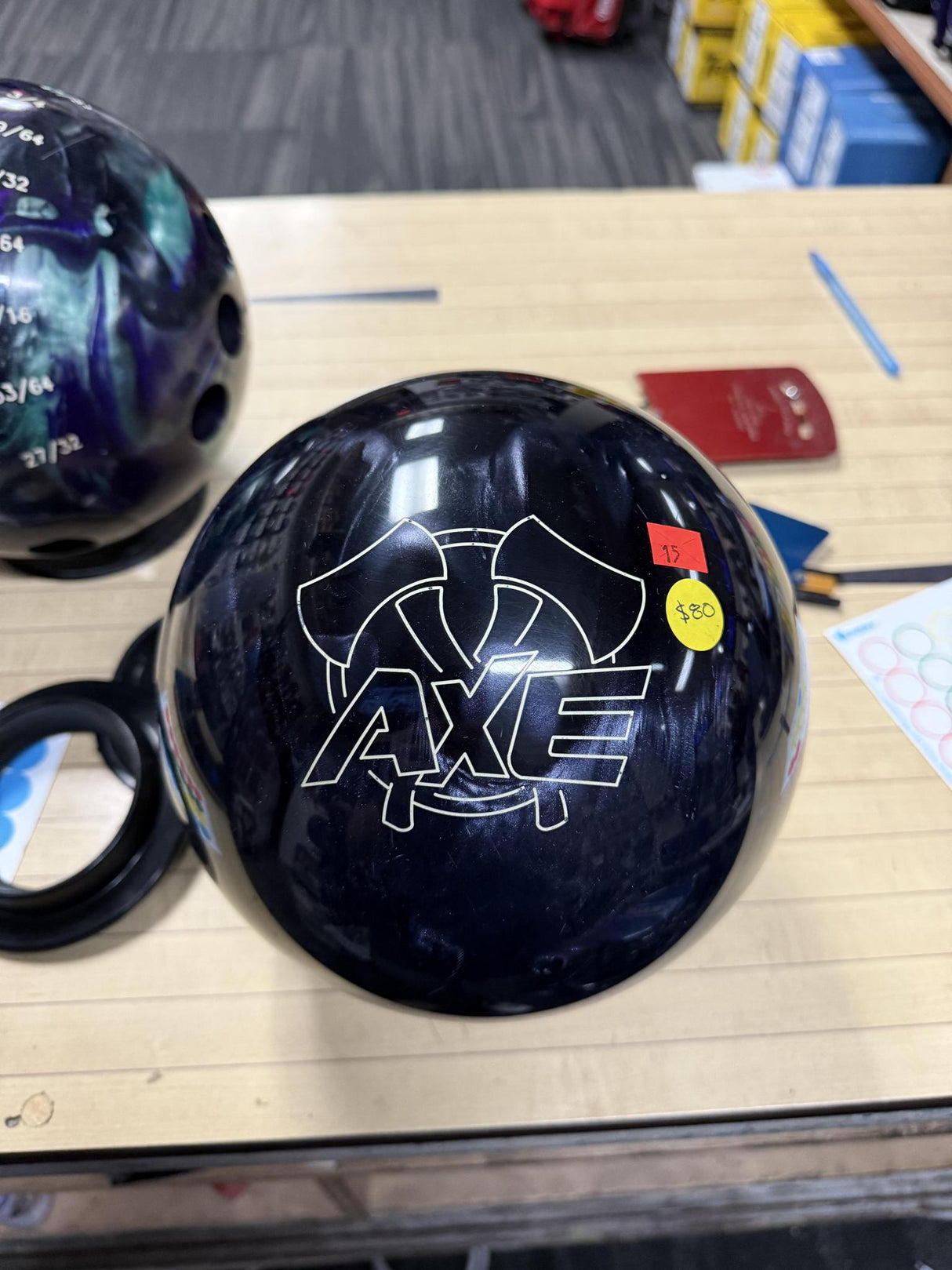 (Used) Axe Black/Smoke 15lb #215D