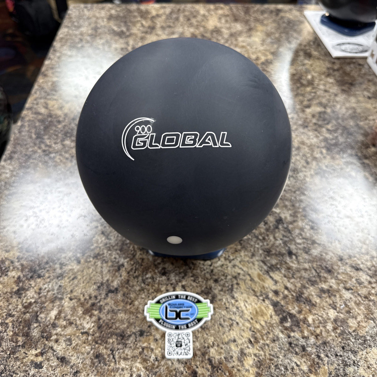 900 Global Honey Badger Black U78 14LB Urethane Overseas Undrilled NIB