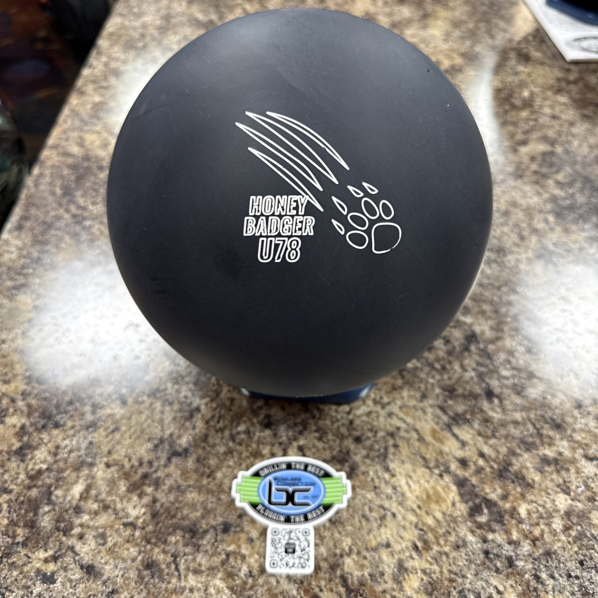 900 Global Honey Badger Black U78 14LB Urethane Overseas Undrilled NIB