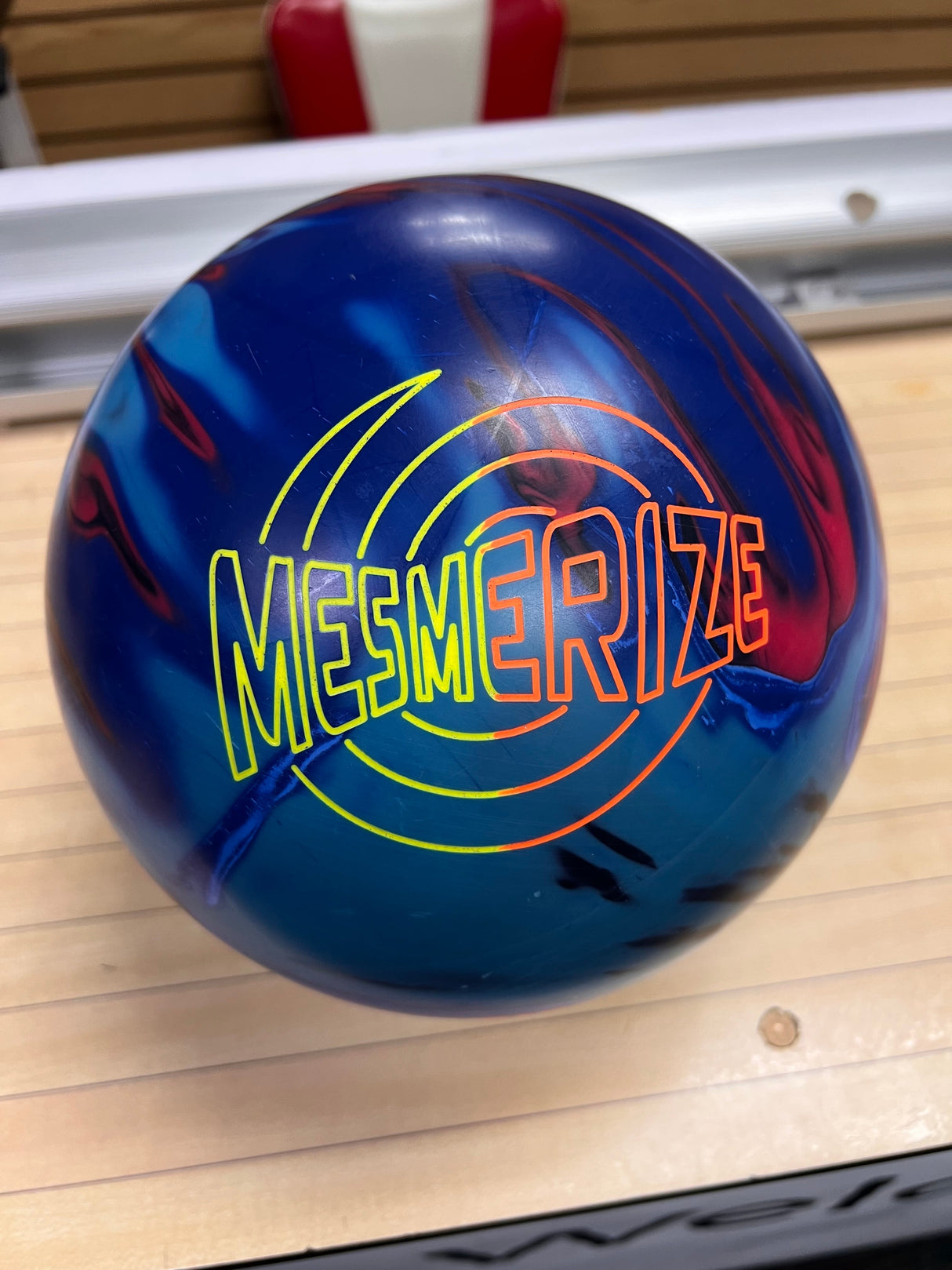 (Used) Mesmerize 15lb #077B